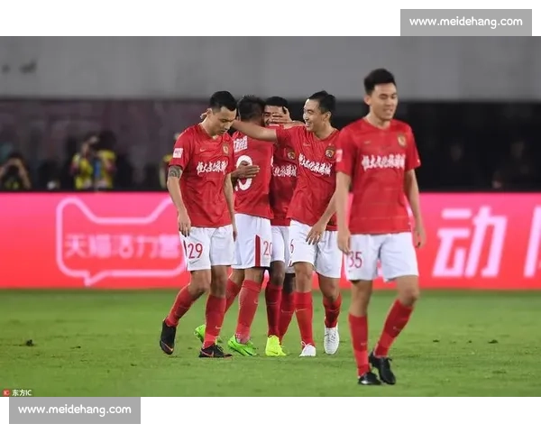 恒大与上港历年交锋全纪录及关键胜负盘点分析 恒大与上港历年交锋全纪录及关键胜负盘点分析